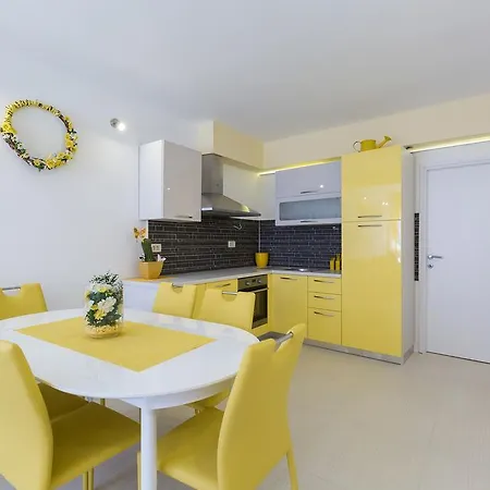 Appartement Nedo *