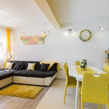 Nedo Sveti Filip i Jakov