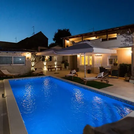 Nedo Sveti Filip i Jakov