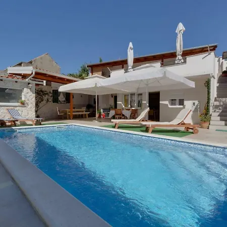 Nedo * Sveti Filip i Jakov