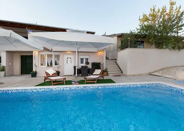 Nedo 圣菲利普雅科夫